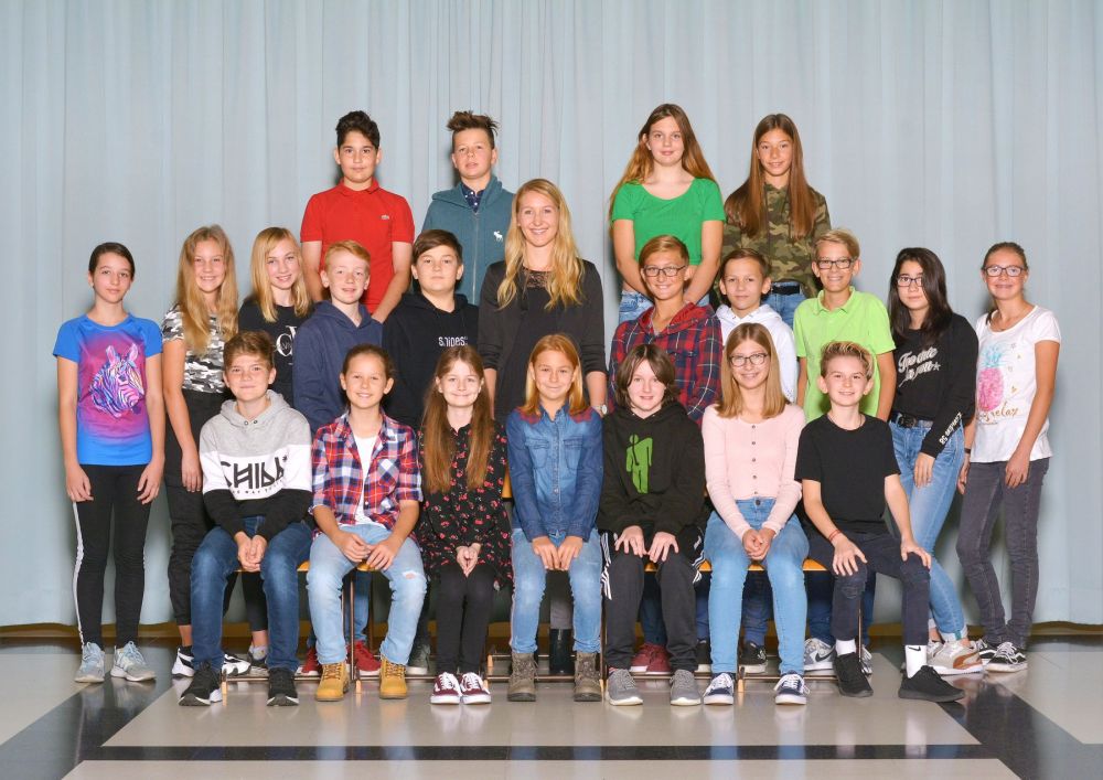 Klassenfoto 3b 2019/20 | KV Prof. Mag. Lisa-Maria Pintar | BRG Wörgl
