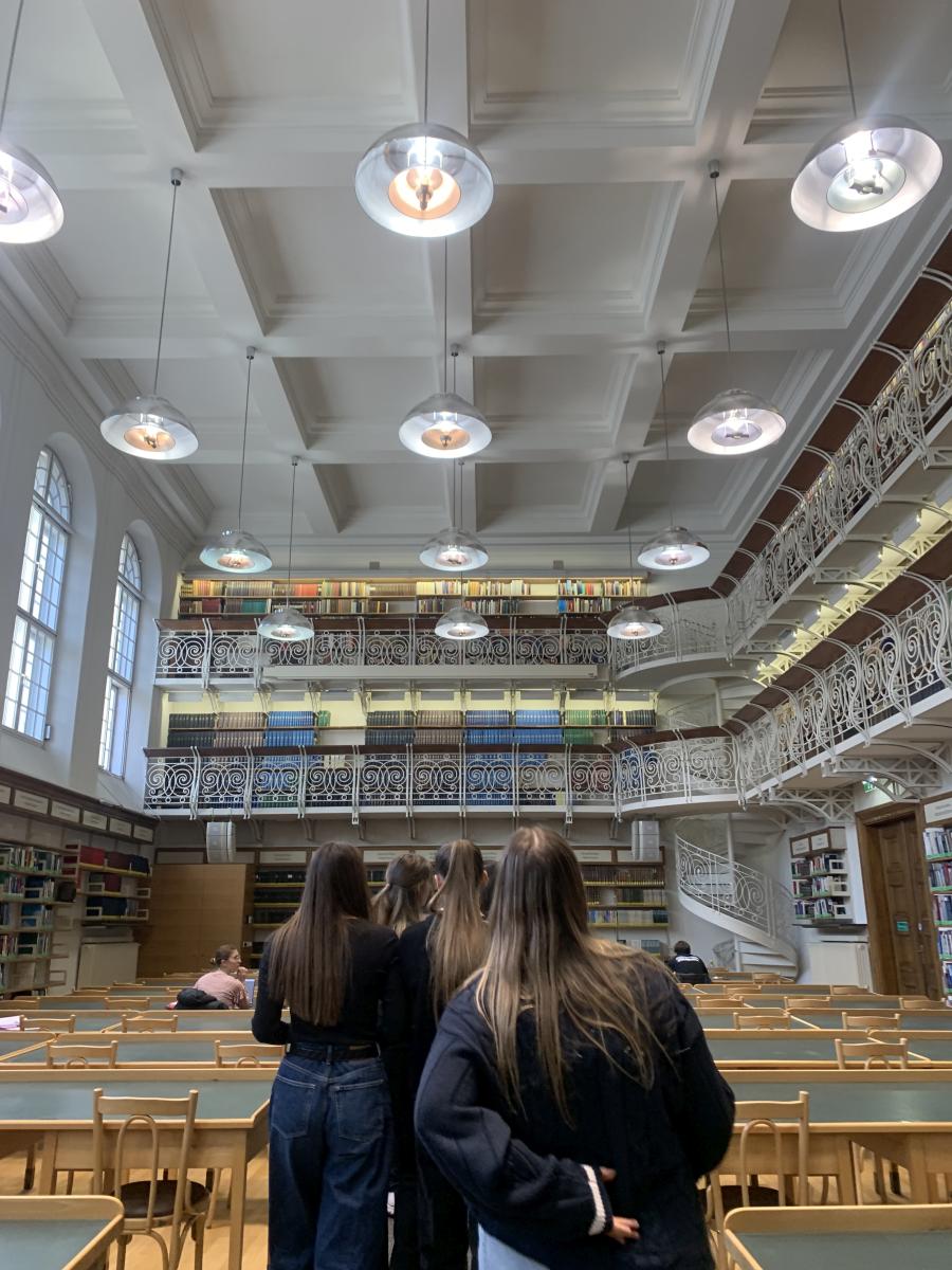 Universitätsbibliothek | BRG Wörgl